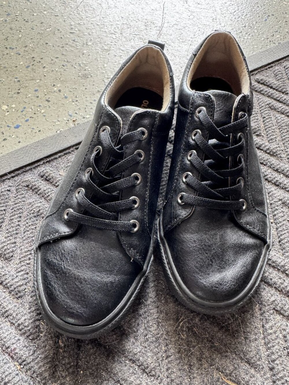 Old Navy Youth Shoes